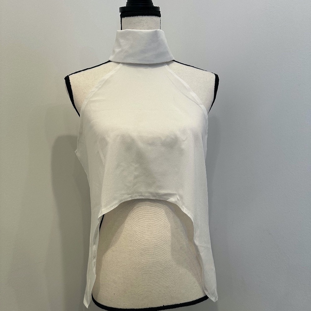 White irregular halter top with collar